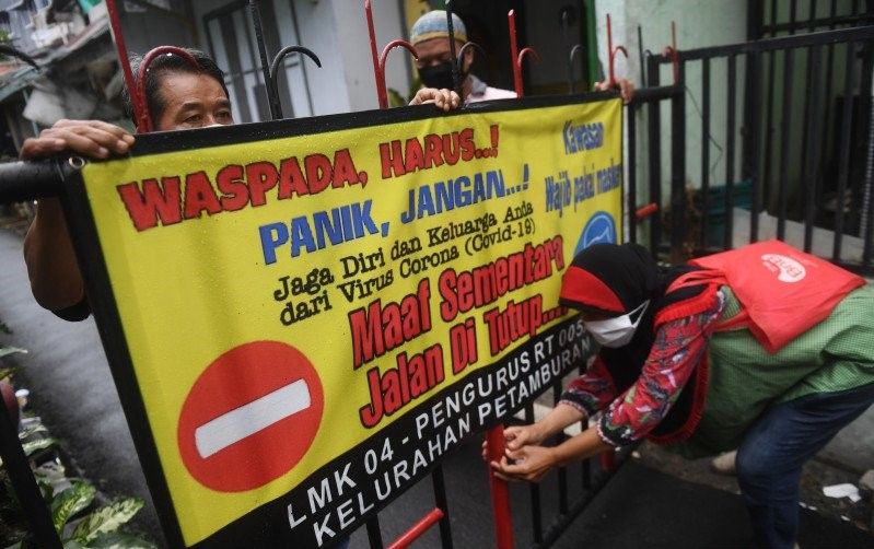 podiumnews.com-DKI Jakarta Berlakukan Jam Malam di Kawasan Zona Merah 